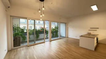 Expose Traumhafte Wohnung in Ruhelage mit 2 Terrassen, Klimaanlage und hochwertiger Ausstattung! Nahe Straßenbahn, S-Bahn und vielen Geschäften!