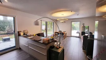 Expose Preishit ! Repräsentative Gartenwohnung ! -4 Zimmer - 2 Etagen - 2 Gärten - 2 TG-Plätze top Lage