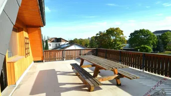 Expose Einfamilienhaus - zentrale Ruhelage - 45 m² Dachterrasse - Dachbodenausbau