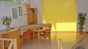 Expose Sehr gut gelegenes Büro und Geschäftslokal