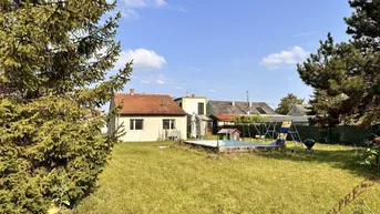 Expose Kleiner Bungalow mit 1375m² Grundstück in Sollenau