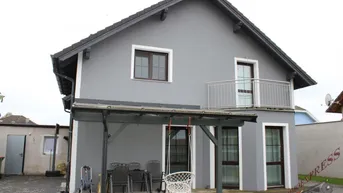 Expose Sehr gut gelegenes Einfamilienhaus in Prottes