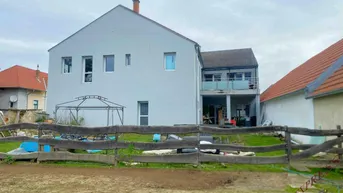 Expose Großfamilien, Bauträger und Investoren aufgepasst - Büro/Ordination/Lager - Wohnungen + separates Haus