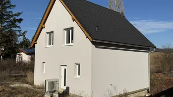 Expose Neues Einfamilienhaus in idyllischer Ruhelage. 