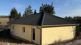 Expose Neuer Bungalow in ruhiger Aussichtslage