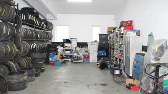 Expose Top Montagehallen Höhe 4 Meter für Hebebühnen geeignet und Top-Lagerflächen in Fischamend