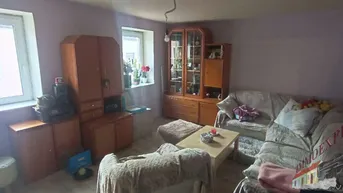 Expose "Renovierungsbedürftiges Landhaus – Ideal für Investoren und Liebhaber von Altbau-Charme!"