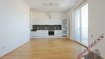 Expose DG-Wohnung mit schönem Fernblick = CITYGATE = U1