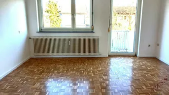 Expose E R B S C H A F T KAUFPREIS NEU! AKTION! SCHÖNE RENOVIERTE WOHNUNG IN WELS/PERNAU ZU VERKAUFEN