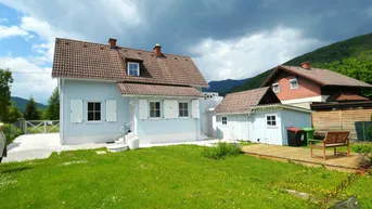 Expose Komplett saniertes Einfamilienhaus mit Raxblick