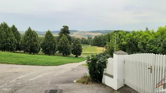 Expose AKTION! 1000 m² Eigengrund! Eckgrund! Ruhelage! Traumhafter Ausblick!