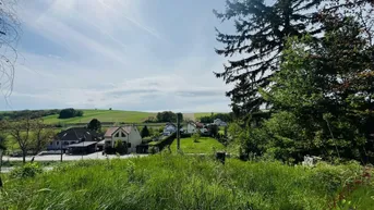 Expose Nur 22 Kilometer von Wien! LANDLEBEN mit Aussicht! Baugrund mit Altbestand, Erdkeller und Garage