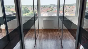 Expose 2301 Groß Enzersdorf, klimatisierte Dachwohnung, Traumblick, 4Zi, Loggia , All inklusive!