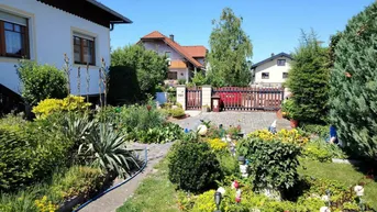 Expose Einfamilienhaus in versteckter, ruhiger Siedlungslage (Sackgasse) mit schönem Garten wartet auf nette Familie!