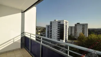 Expose Wunderschöne Anlagewohnung in TOP-Sanierter Wohnhausanlage mit Aussicht ins Alpenvorland