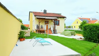 Expose Saniertes Einfamilienhaus mit hochwertiger Ausstattung und großem Garten + 90 m² Gartenhaus