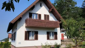 Expose Einfamilienhaus mit großem Grundstück (2 Parzellen) wartet auf Sie!