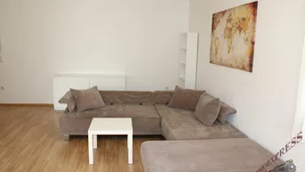 Expose Sehr schöne 2 Zimmerwohnung mit 55 m² und unbefristetem Hauptmietvertrag. Haustiere erlaubt. Direkt beim Schwimmbiotop