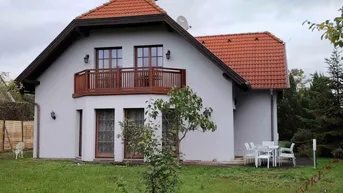 Expose Großzügig gebautes Einfamilienhaus (Baumeisterhaus) auf 950m² Grund - 25min nach Wien!
