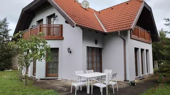 Expose Großzügig gebautes Einfamilienhaus (Baumeisterhaus) auf 950m² Grund - 25min nach Wien!