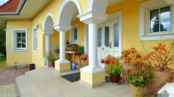 Expose Repräsentatives Einfamilienhaus im italienischen Stil auf ca. 2.711 m²