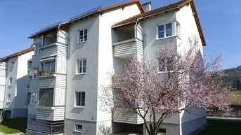 Expose Freundliche 3-Zimmer-Wohnung mit schönen Gebirgsblick und sonniger Loggia 