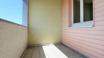 Expose Gut aufgeteilte 2 Zimmer Wohnung