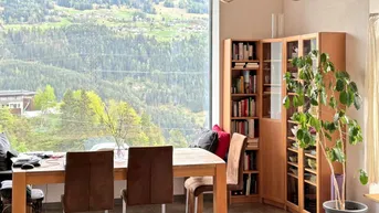 Expose Hübsche 2-Zimmer-Wohnung mit großem Sonnenbalkon und Abstellplatz