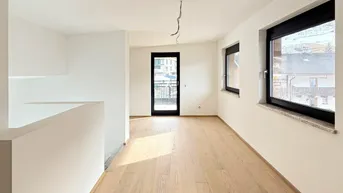 Expose Neubau: Hochwertige Doppelhaushälfte 1 mit 5 Zimmern, Terrassen, Garten und Doppelcarport