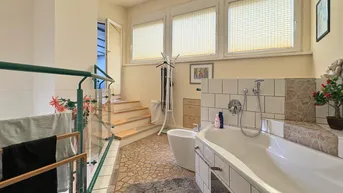 Expose Extravaganter Wohntraum auf über 238 m² Wohnnutzfläche