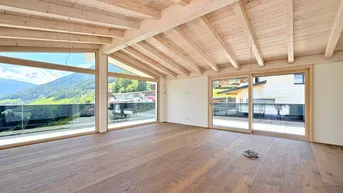 Expose Atemberaubendes Penthouse mit 360-Grad-Terrasse zum Erstbezug