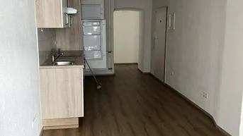 Expose Hötting - Kleine, feine 2 Zimmerwohnung WG-geeignet zum Superpreis von VB € 220 000,-