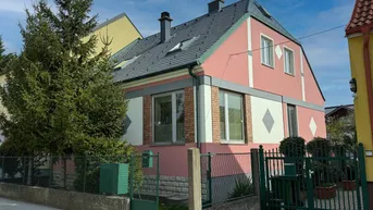 Expose Großzügiges 175m² Wohnhaus in ruhiger Lage 