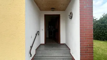 Expose Großzügige Doppelhaushälfte inkl. Garage und sonnigem Gartenbereich