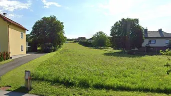 Expose Sonniges Grundstück in zentraler Lage!
