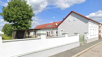 Expose Deutsch Schützen: Wohnhaus mit Nebengebäude und Lagerhalle