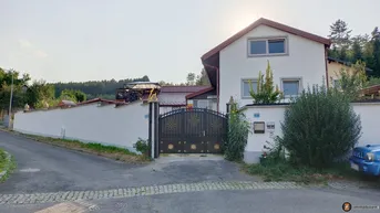 Expose Großes Einfamilienhaus mit exklusiver Ausstattung