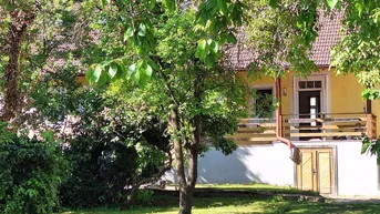 Expose Mehrparteienhaus mit 4 Wohneinheiten und schönem Garten!