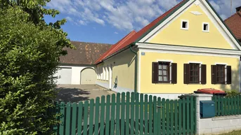 Expose Oberdorf: Gepflegtes Wohnhaus mit 2 Garagen und ebenen Garten