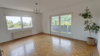 Expose Große Eigentumswohnung mit herrlicher Aussicht