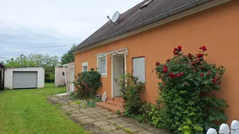 Expose Landhaus mit Potenzial – renovierungsbed. in ruhiger Seitenstraße