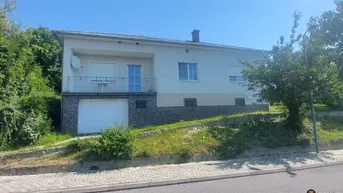 Expose Großzügiges Einfamilienhaus mit idyllischen Garten
