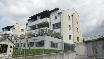 Expose Bad Tatzmannsdorf: Helle, große Dachgeschoßwohnung!