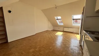 Expose Jakomini/Steyrergasse - Charmante Eigentumswohnung mit Blick auf Schlossberg - Ideal für Eigennutzer oder Anleger