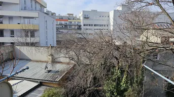 Expose Ruhige Seitengasse - sanierungsbedürftige 2-Zimmerwohnung nähe Hbf ++Videorundgang++