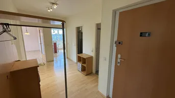 Expose Familienwohnung mit 3 Zimmer + Küche und Balkon ++Videorundgang++