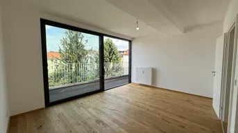 Expose Erstbezug: Moderne Dachgeschosswohnung mit Balkon und Lift in begehrter Lage nahe dem Lendplatz K6/11