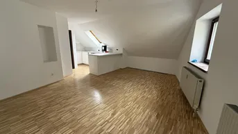 Expose Deutschfeistritz, tolle 2-Zimmer-DG-Wohnung in ruhiger zentraler Lage zu beziehen