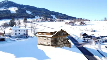 Expose Exklusives Wohnen und sichere Kapitalanlage an der Piste! - Top 2
