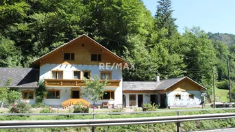 Expose Wohnhaus in Naturlage